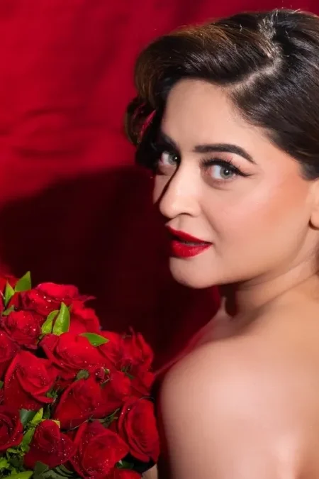 Mahhi Vij की Life में फिर प्यार? Bigg Boss 20 में Qazi Touqeer के सवाल पर शरमाईं